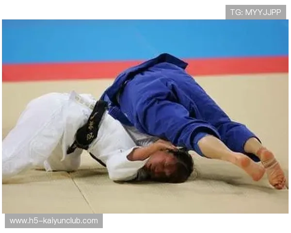 柔道:法国冠军惊险翻盘——精彩瞬间背后的坚持与荣耀